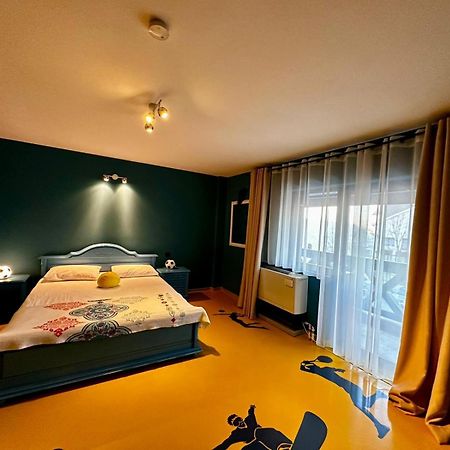 Vila Alsace Podu' Cu Lanturi Bacău Exterior foto